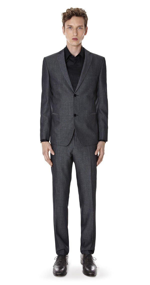 Short Cut Suit