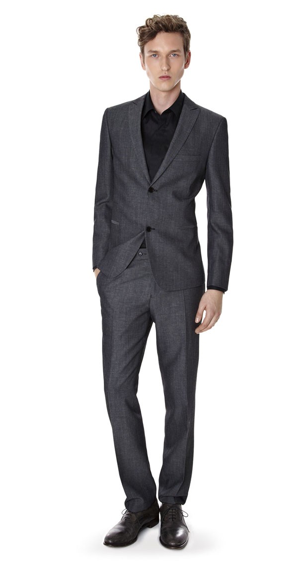 Short Cut Suit