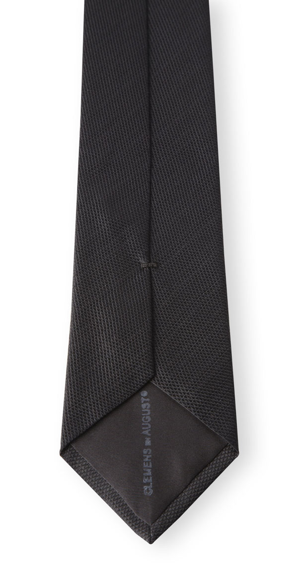 Straight Tie