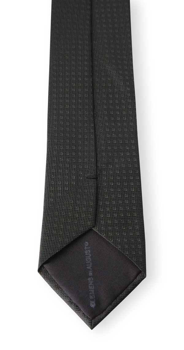 Straight Tie